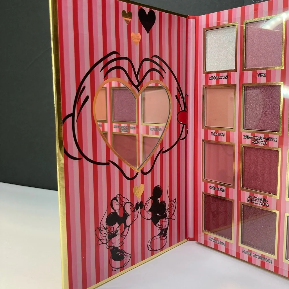 Disney Minnie Mouse Eyeshadow Palette